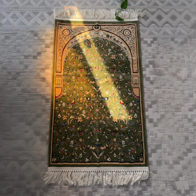 Al Rawda Prayer Mat - Image 3