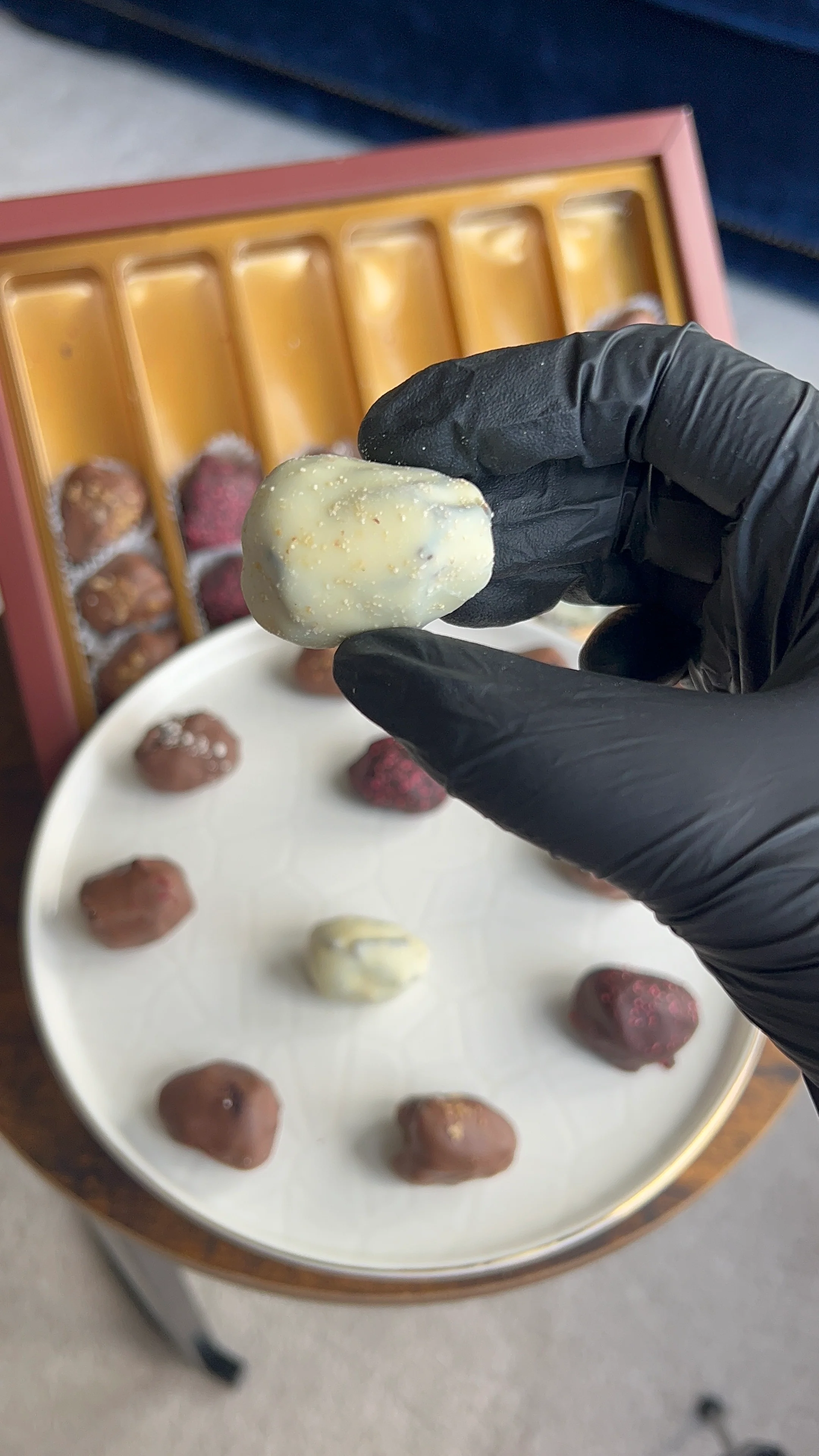 Belgian Chocolate Coated Ajwa Dates - Image 7