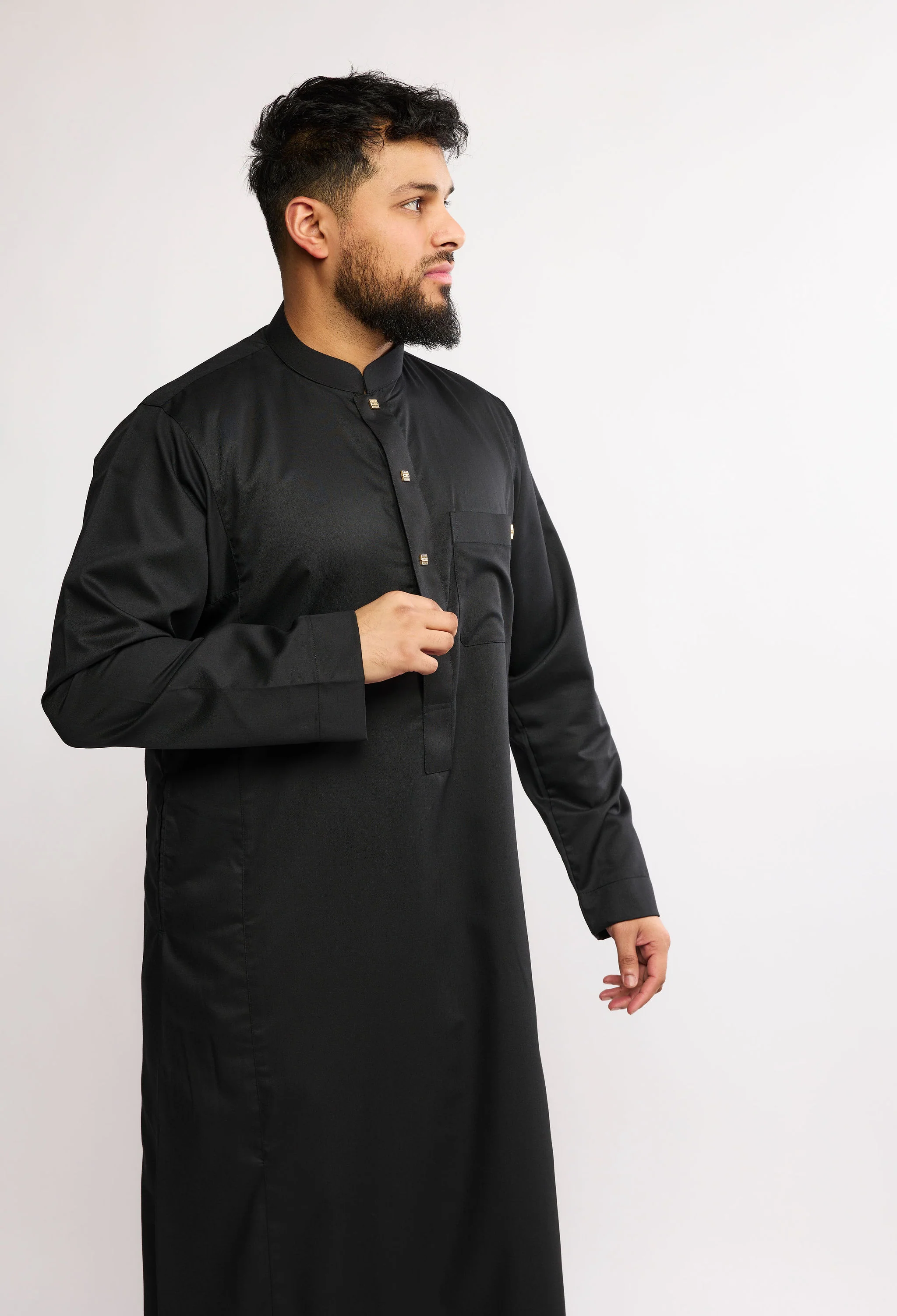 Black Basic Collar Stud Thobe - Image 4