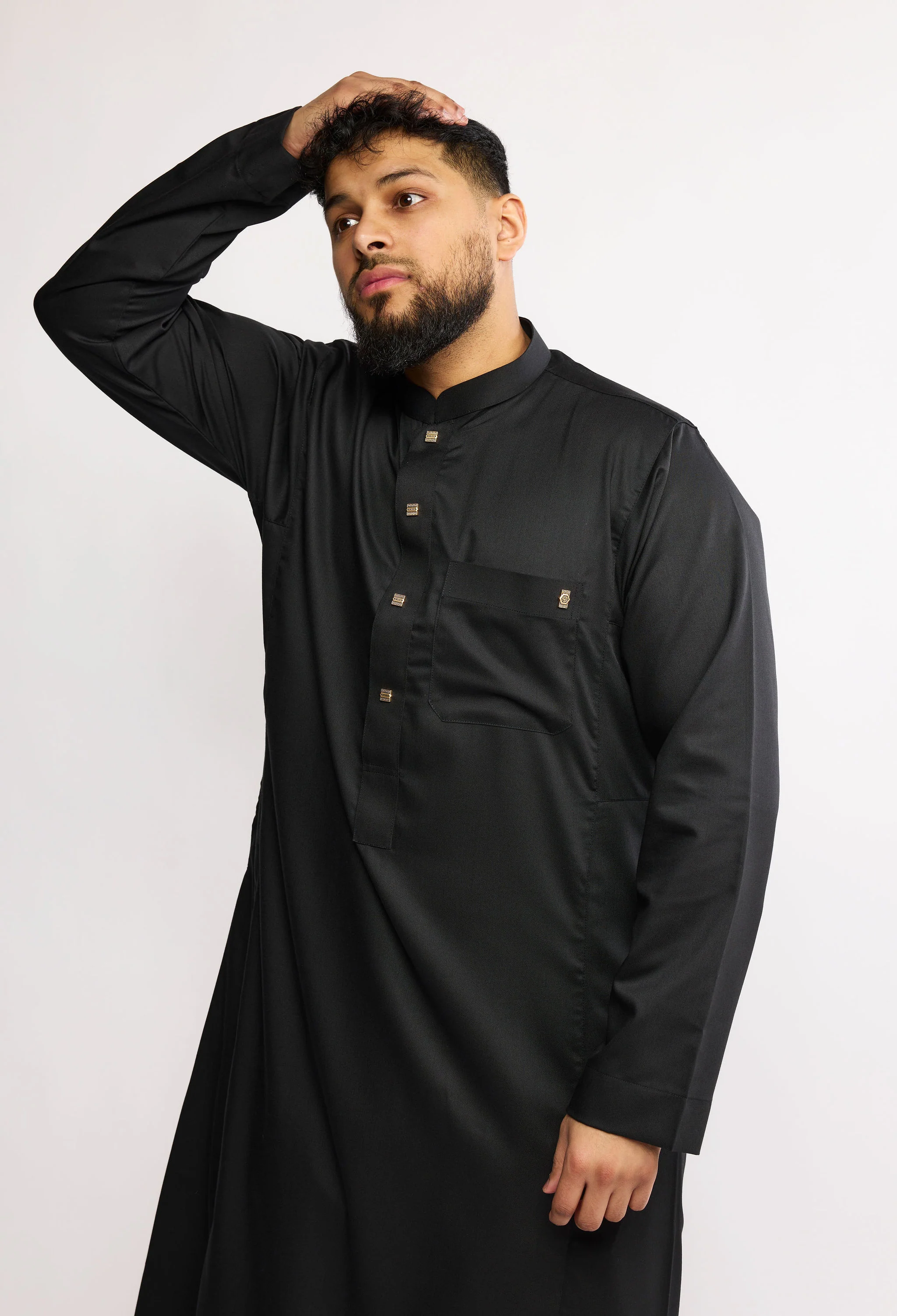 Black Basic Collar Stud Thobe - Image 6