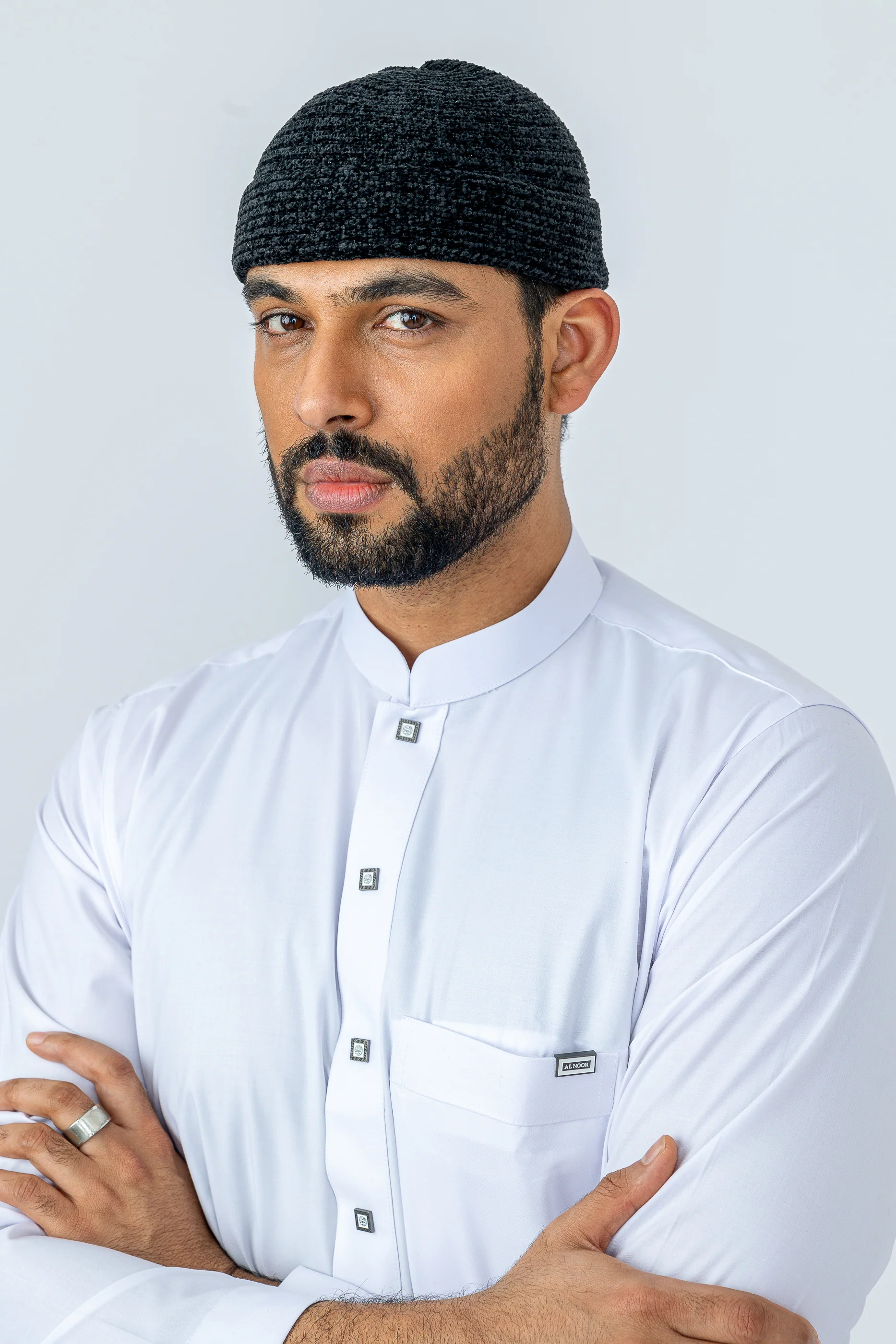 Black Velvet Hat - Image 3