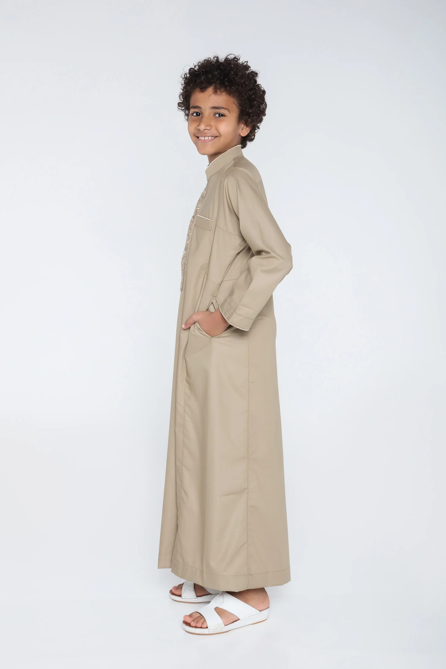 Boys Beige Huruf Thobe - Image 3