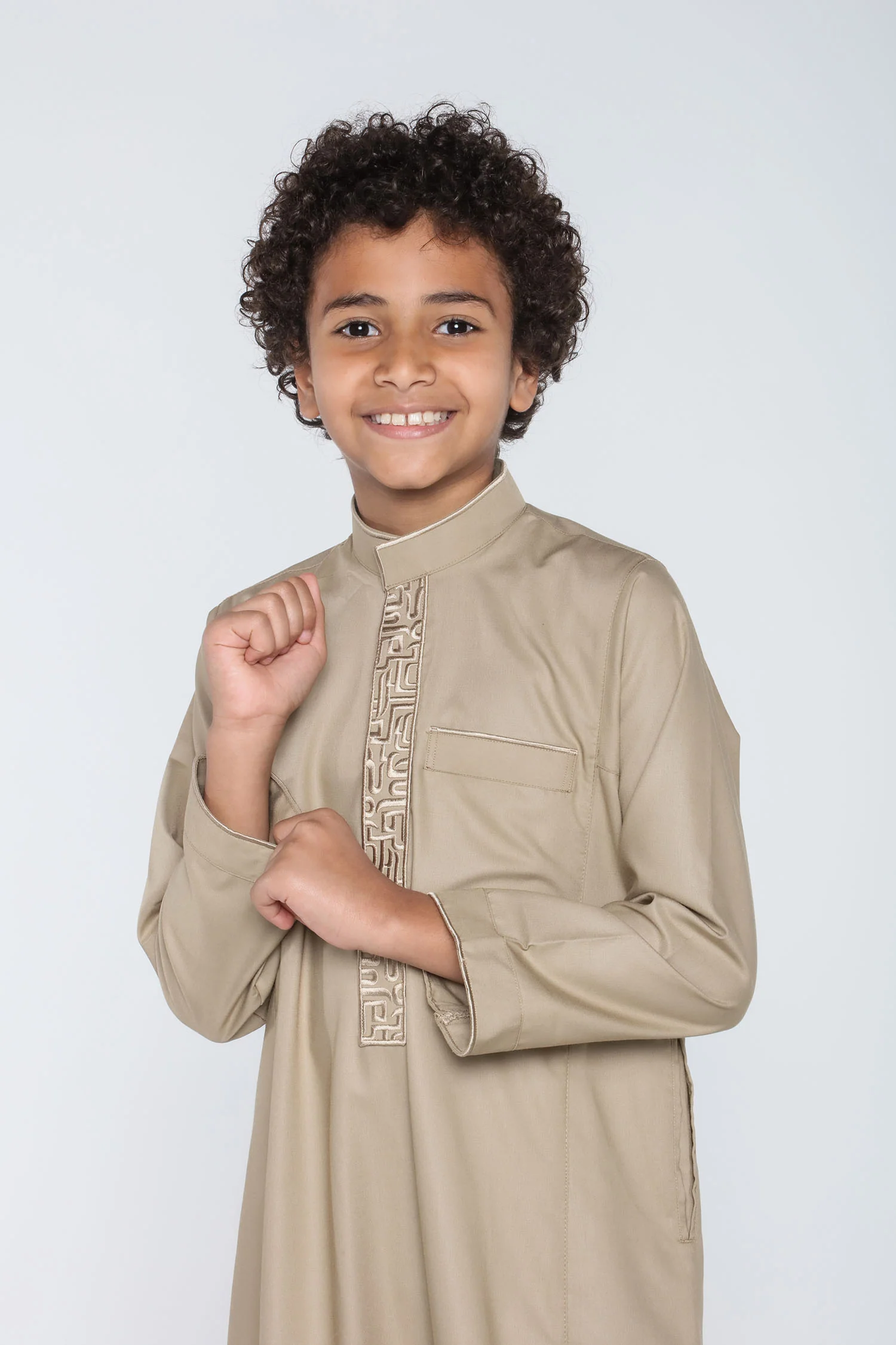 Boys Beige Huruf Thobe - Image 4