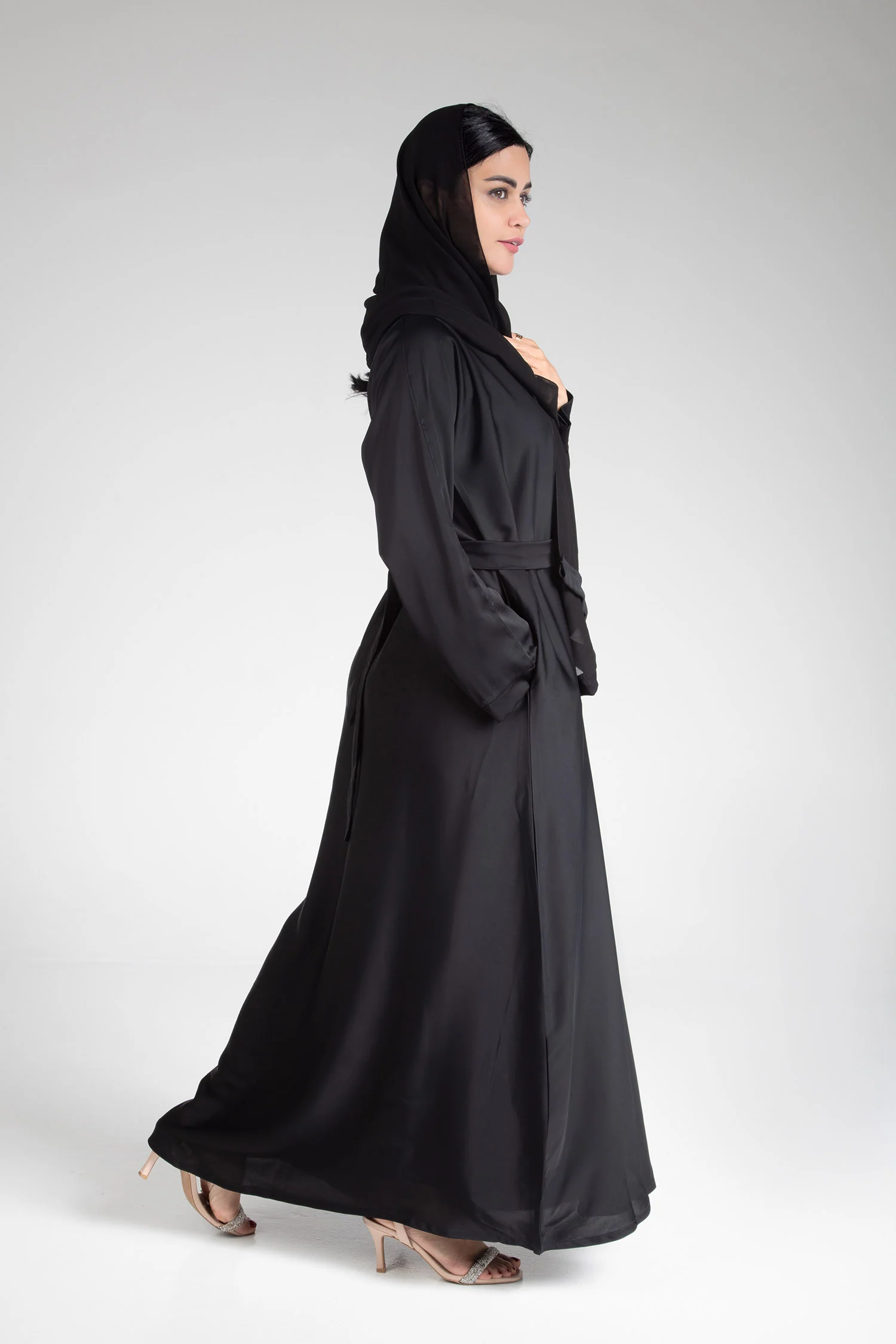 Classic Black Abaya - Image 10