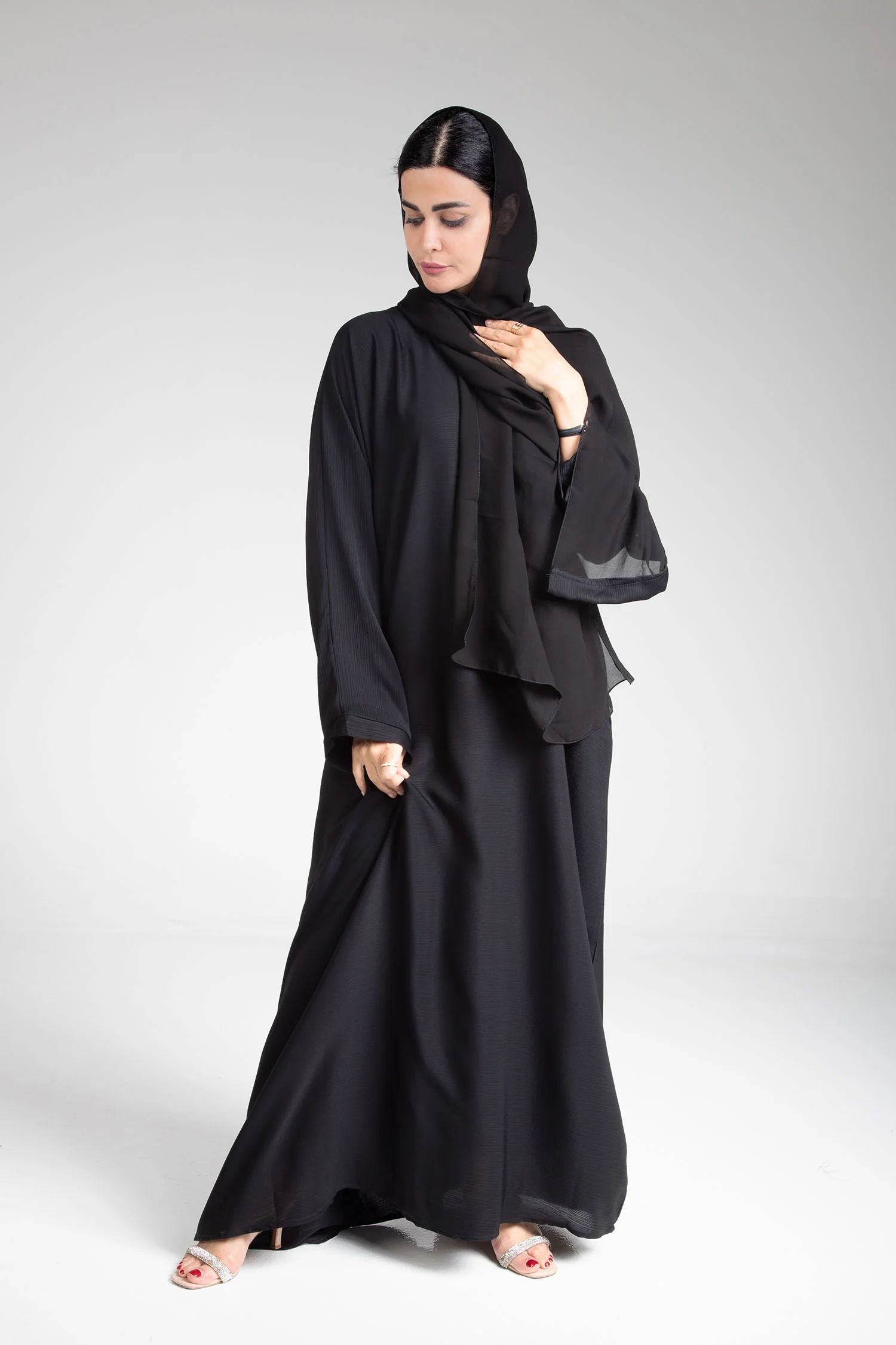 Classic Black Abaya - Image 4