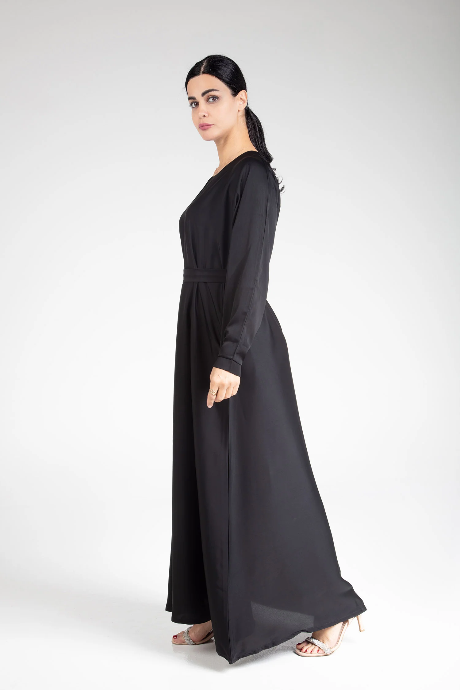 Classic Black Abaya - Image 8