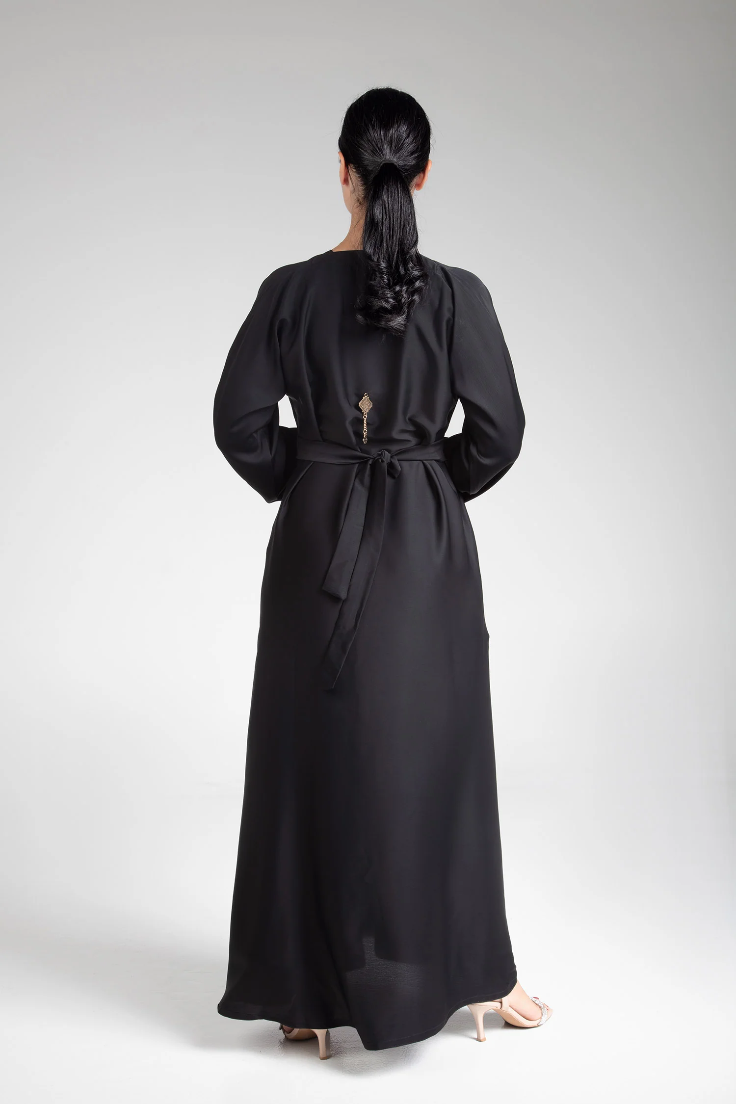 Classic Black Abaya - Image 9