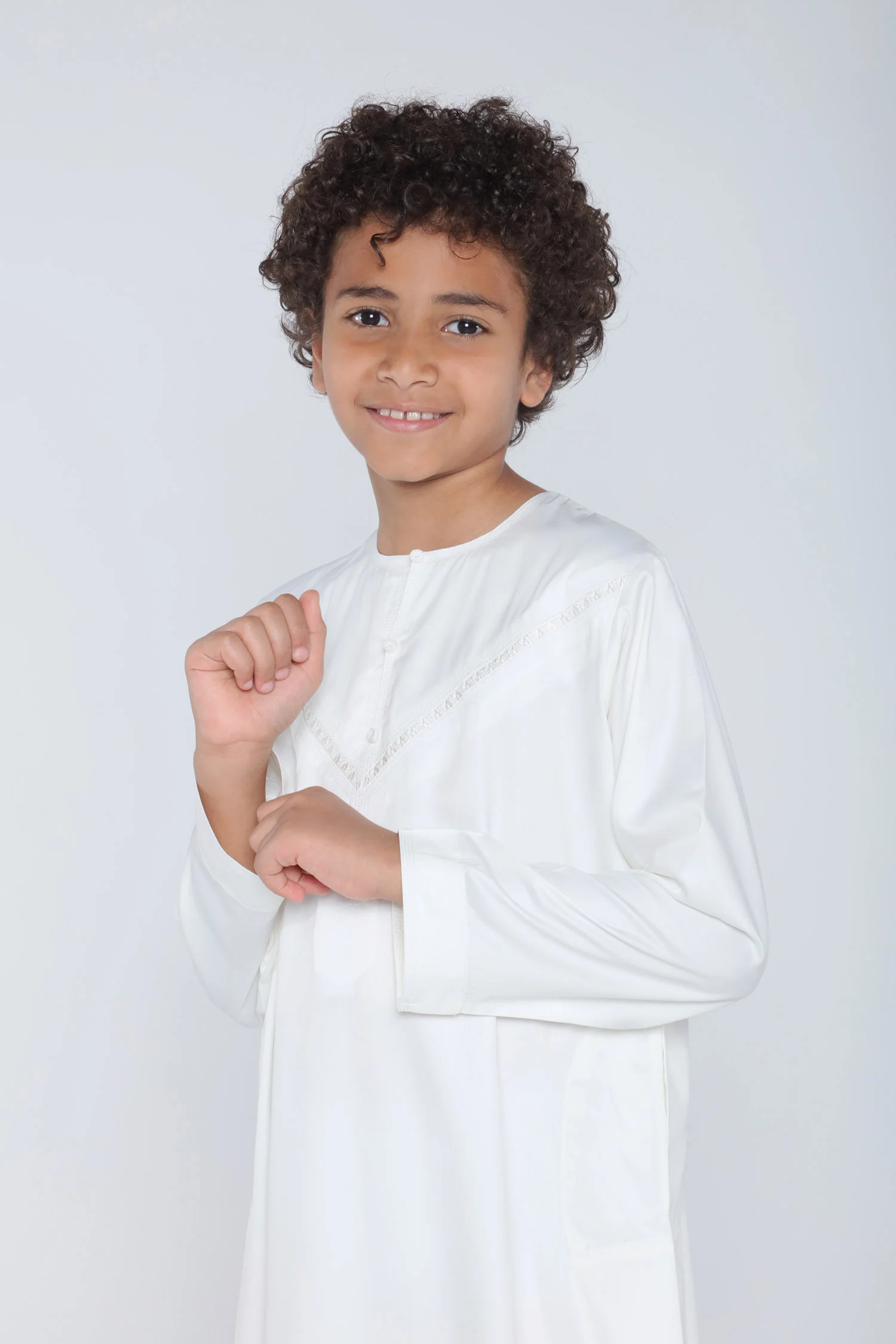 Cream Kids Omani - Image 4