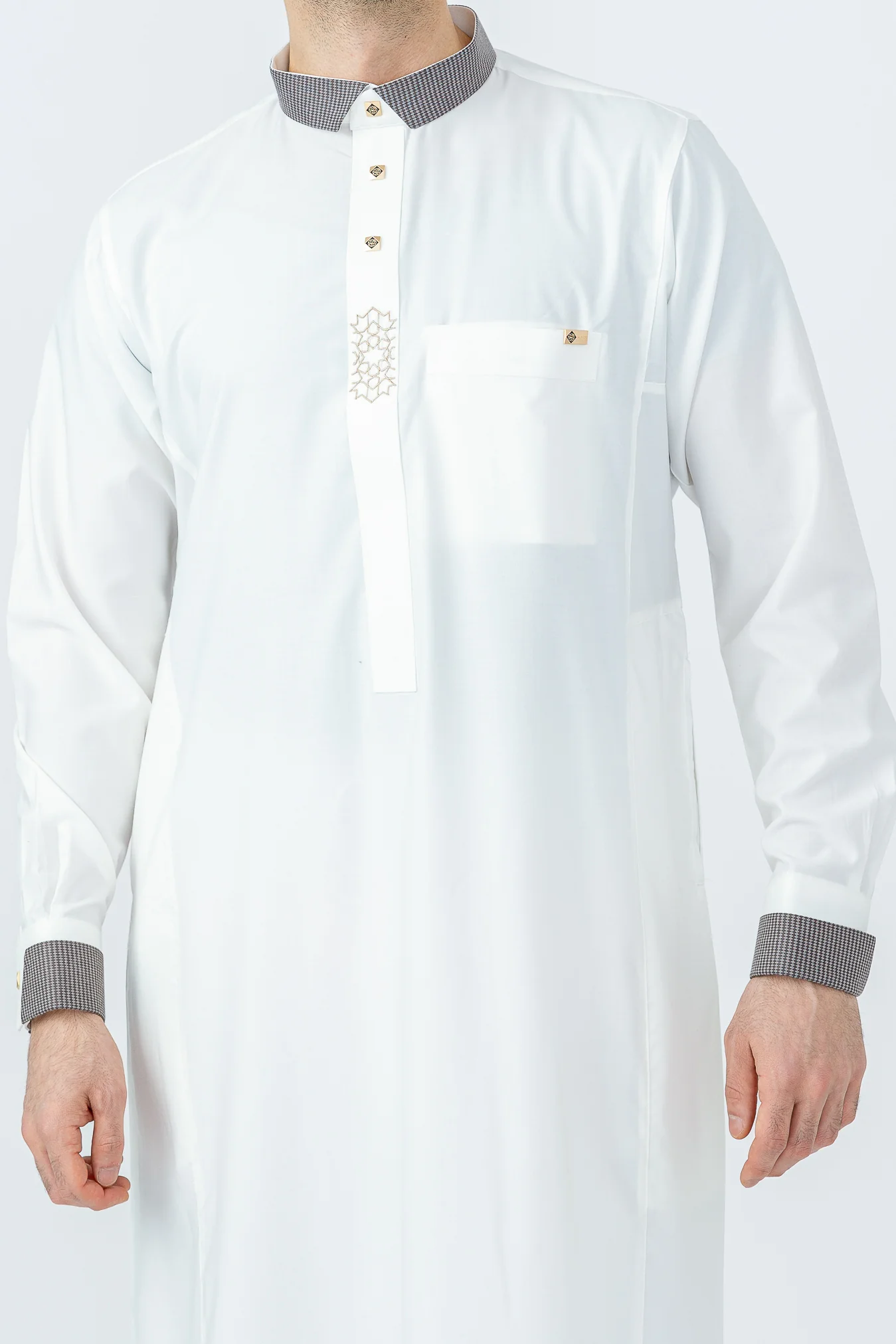 D526 Cream Embroidery Thobe - Image 3