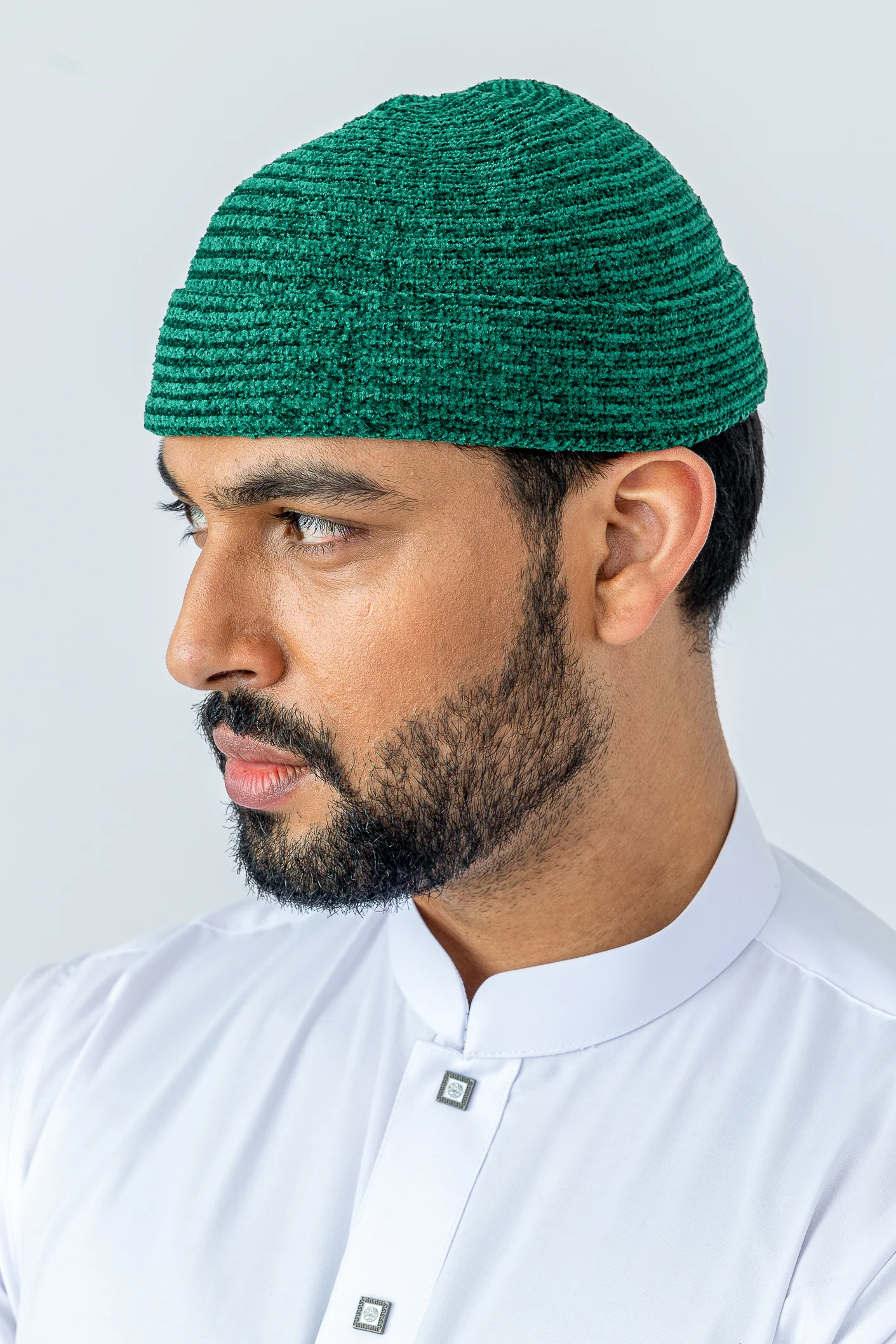 Green Velvet Hat - Image 3