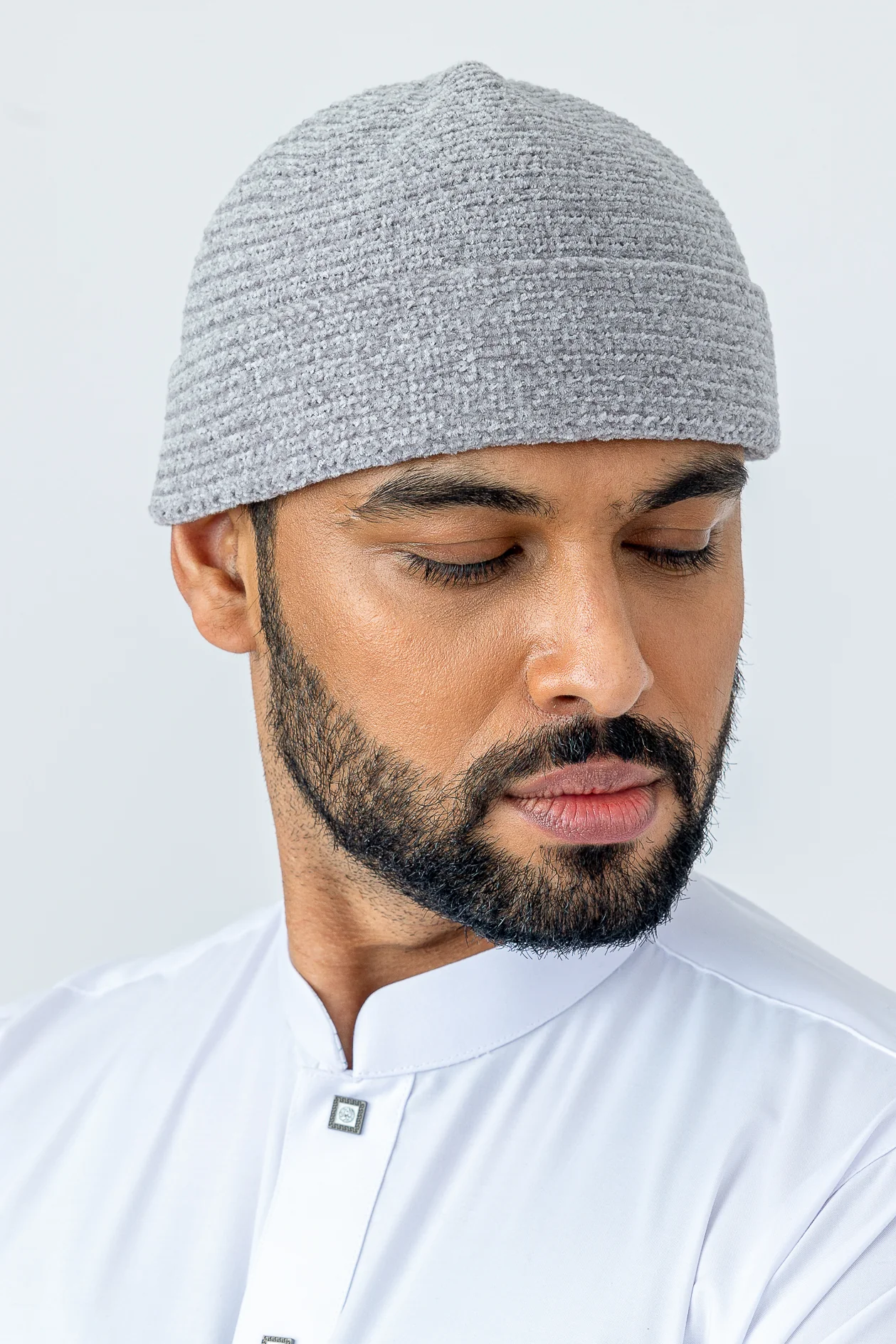 Heather Grey Velvet Hat - Image 3