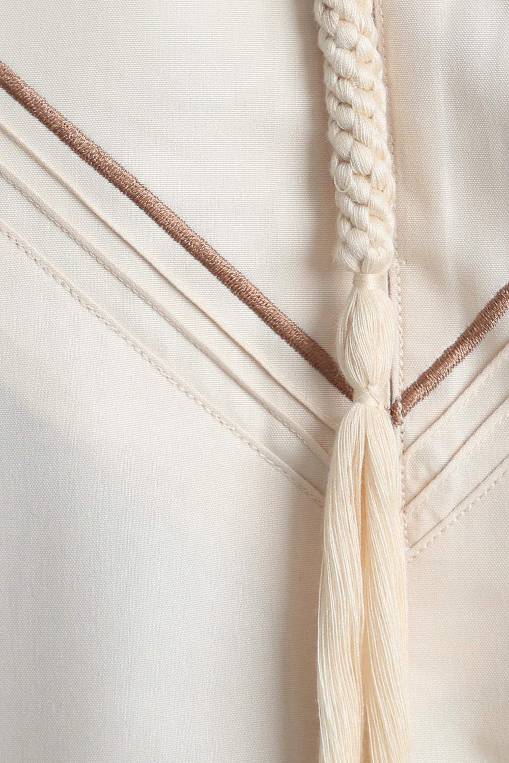 J101 Champagne Pleated Emirati Thobe - Image 7
