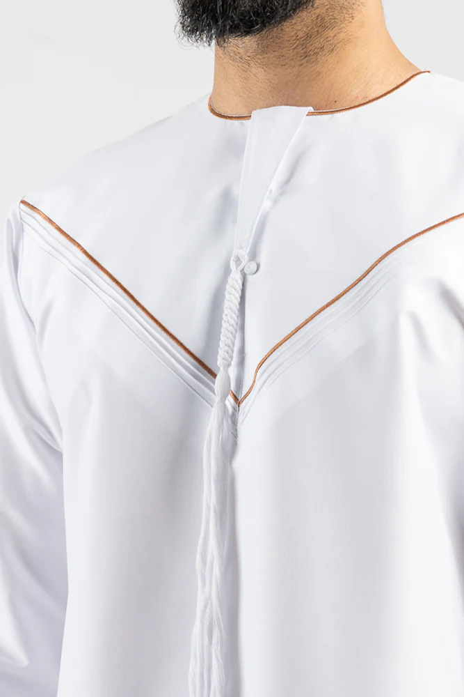 J101 White/Bronze Pleated Emirati Thobe - Image 5