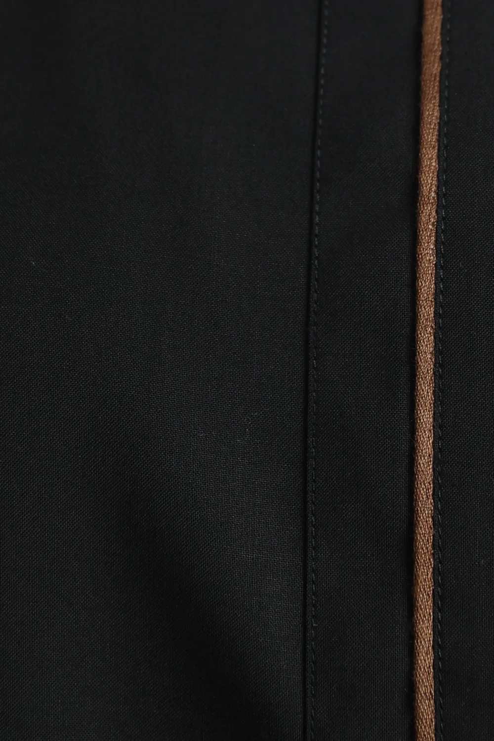 J106 Black Omani - Image 6