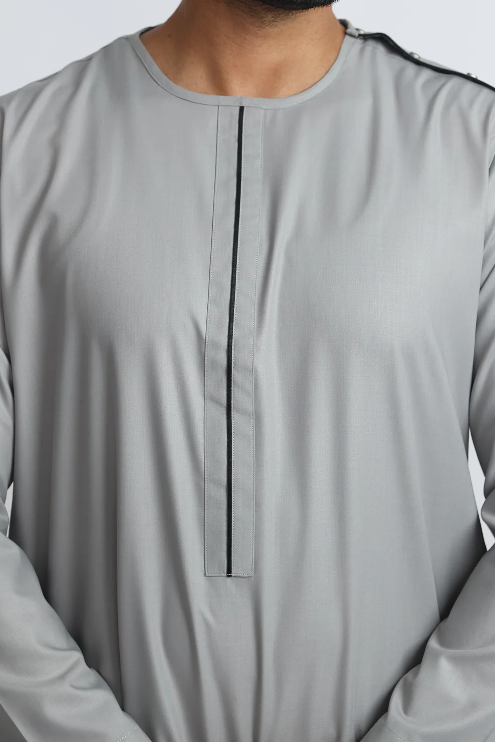 J106 Grey Omani - Image 5