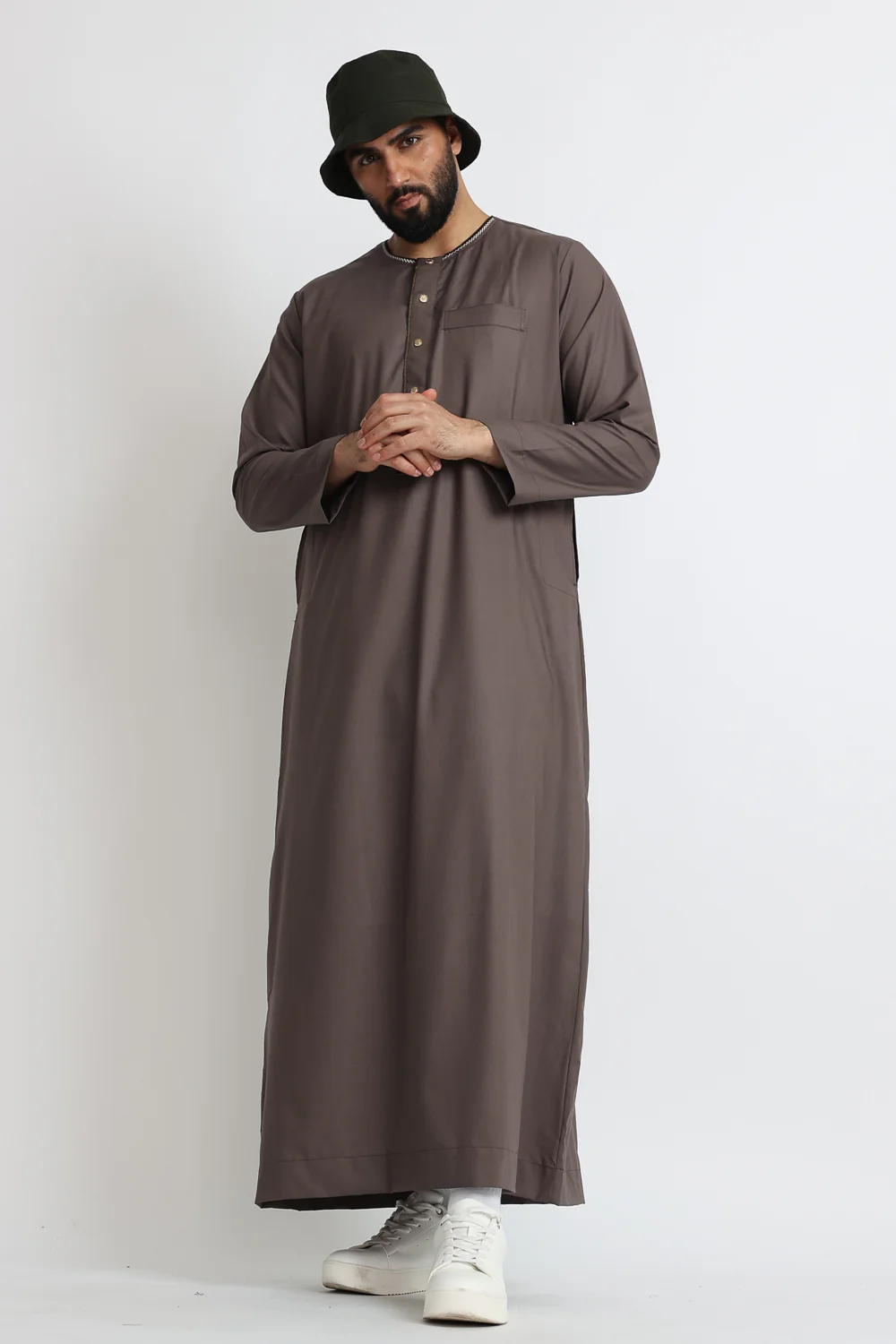 J107 Brown Button Omani - Image 3