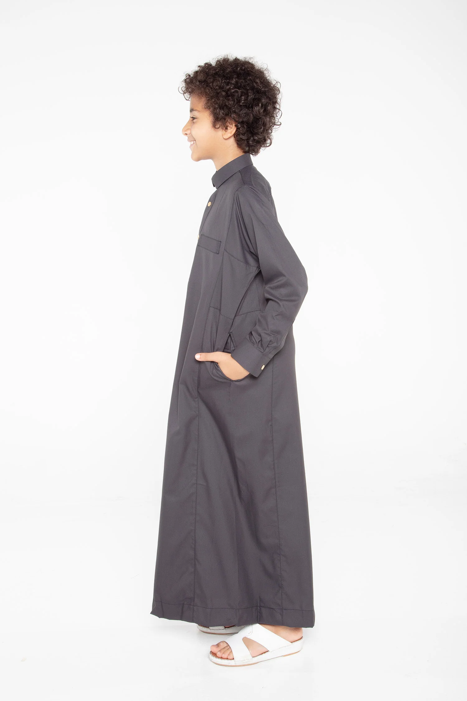J109 Boys Black Tuxedo Thobe - Image 2