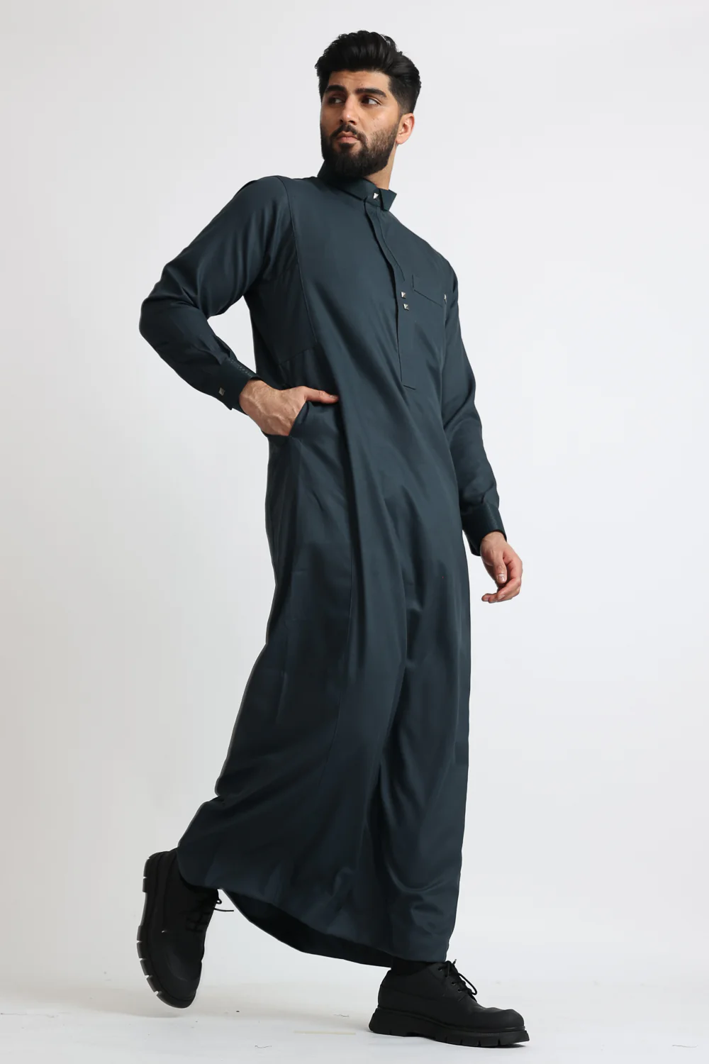 J129 Presidential Grey Collar Thobe - Image 2