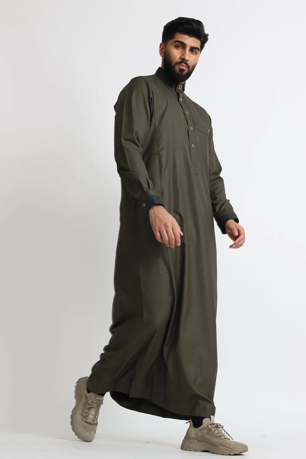 J131 Nevergreen Thobe - Image 2