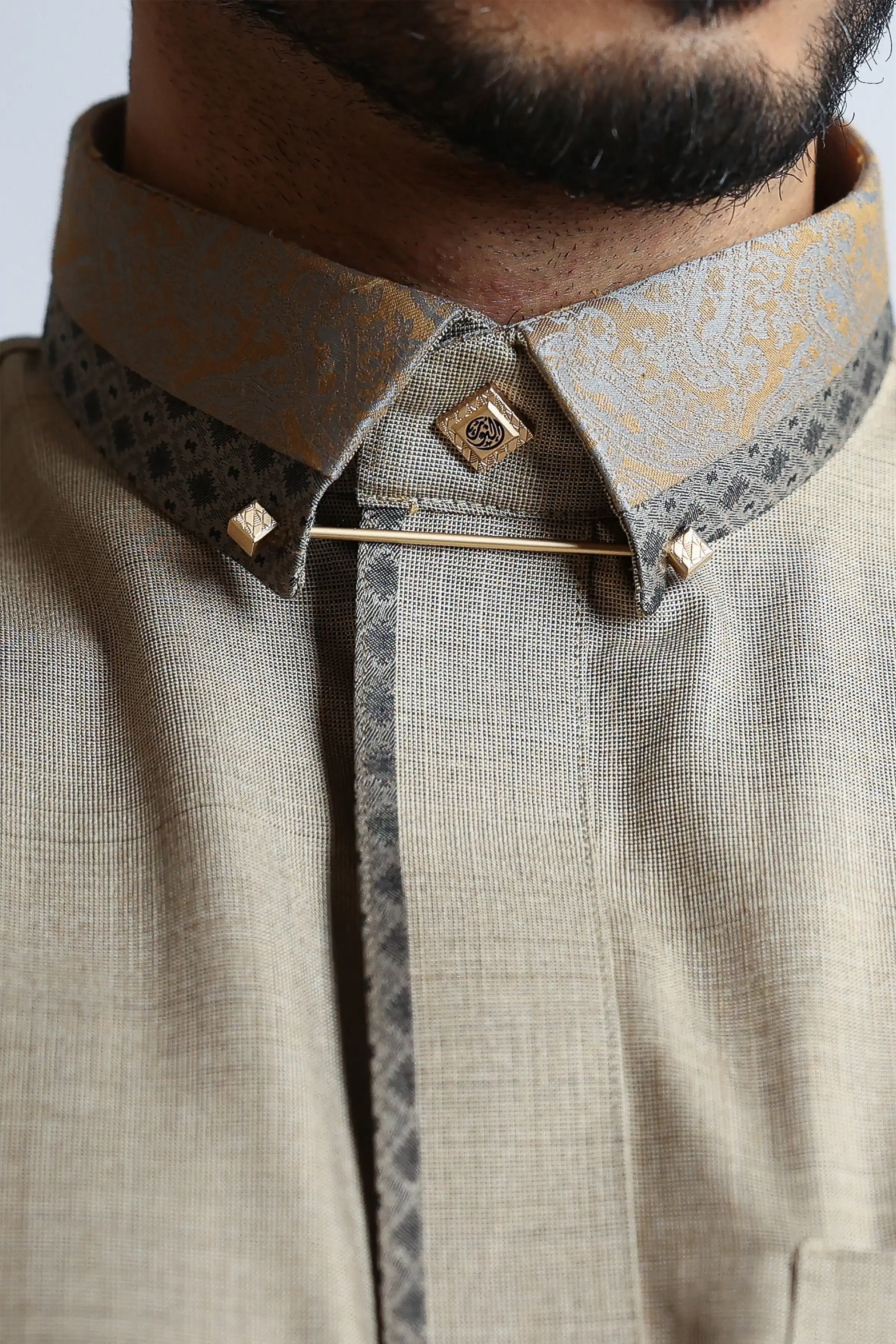 J136 C4 Nomad Beige Thobe - Image 4