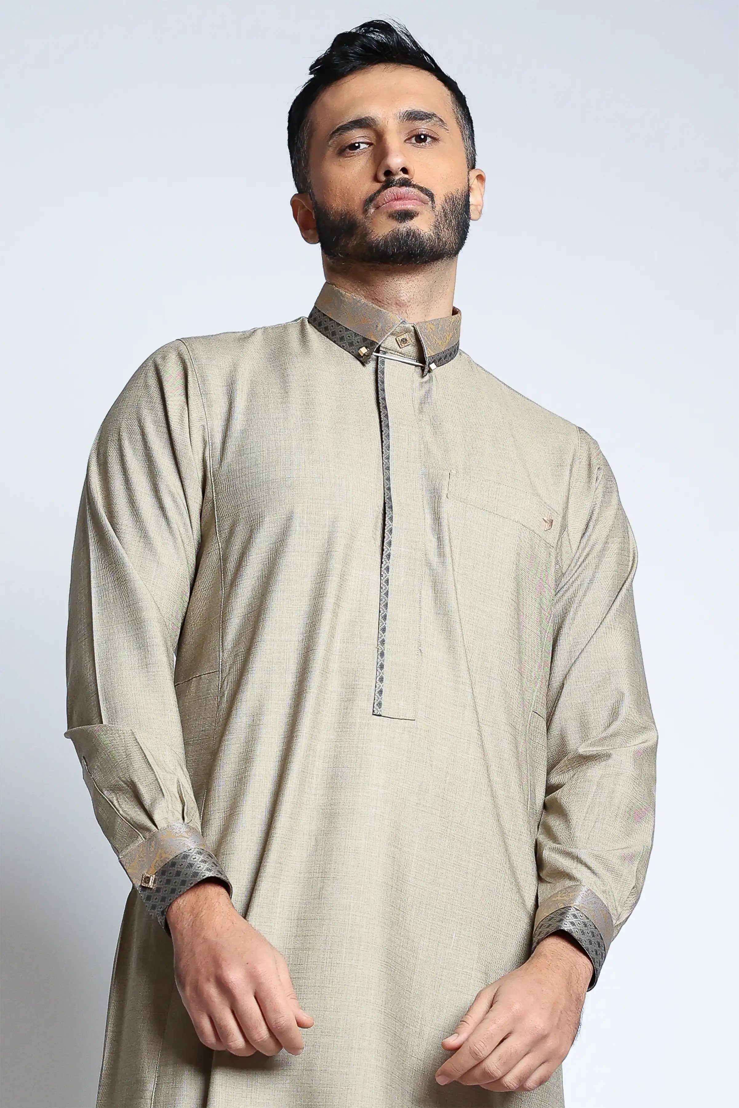 J136 C4 Nomad Beige Thobe - Image 5
