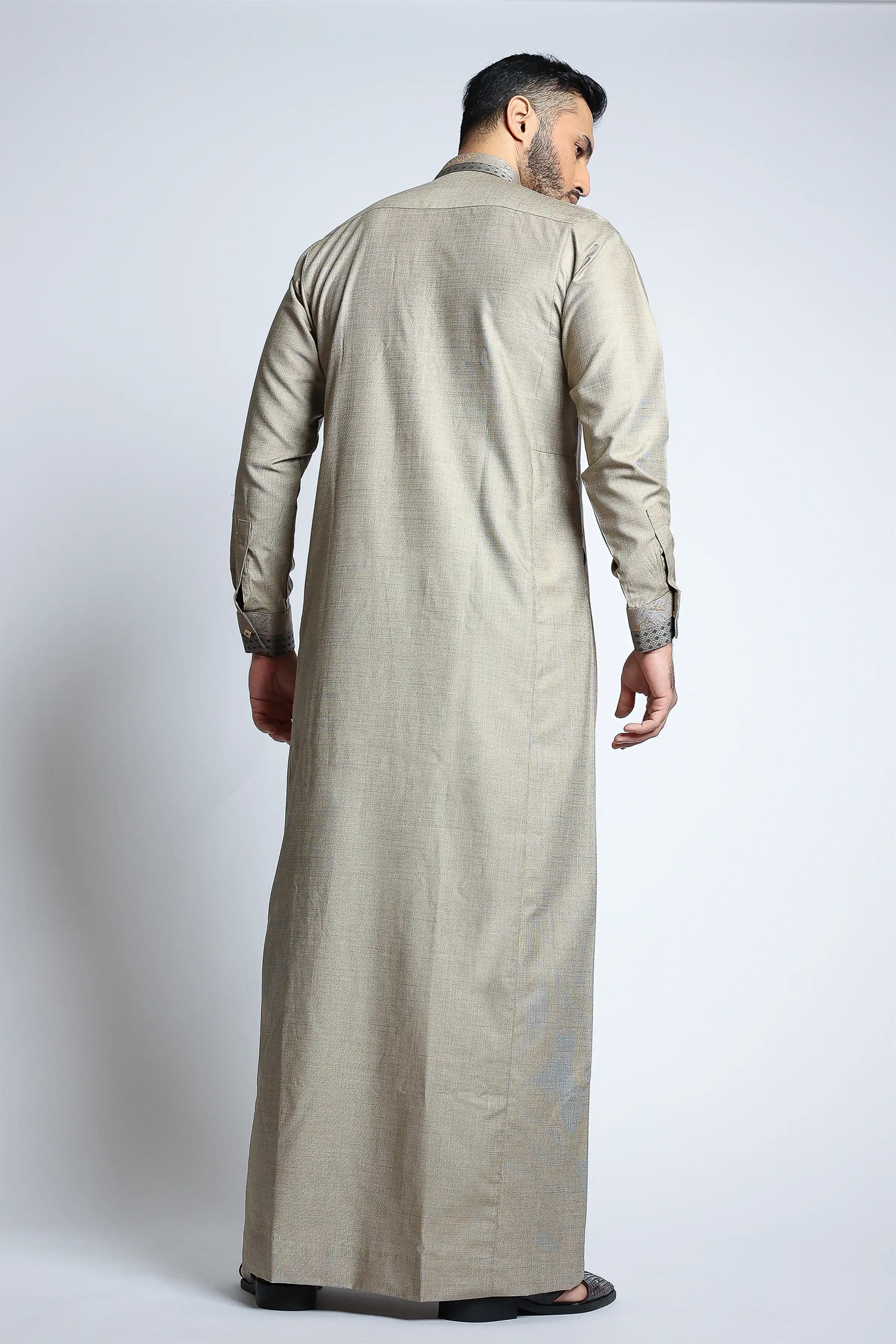 J136 C4 Nomad Beige Thobe - Image 7