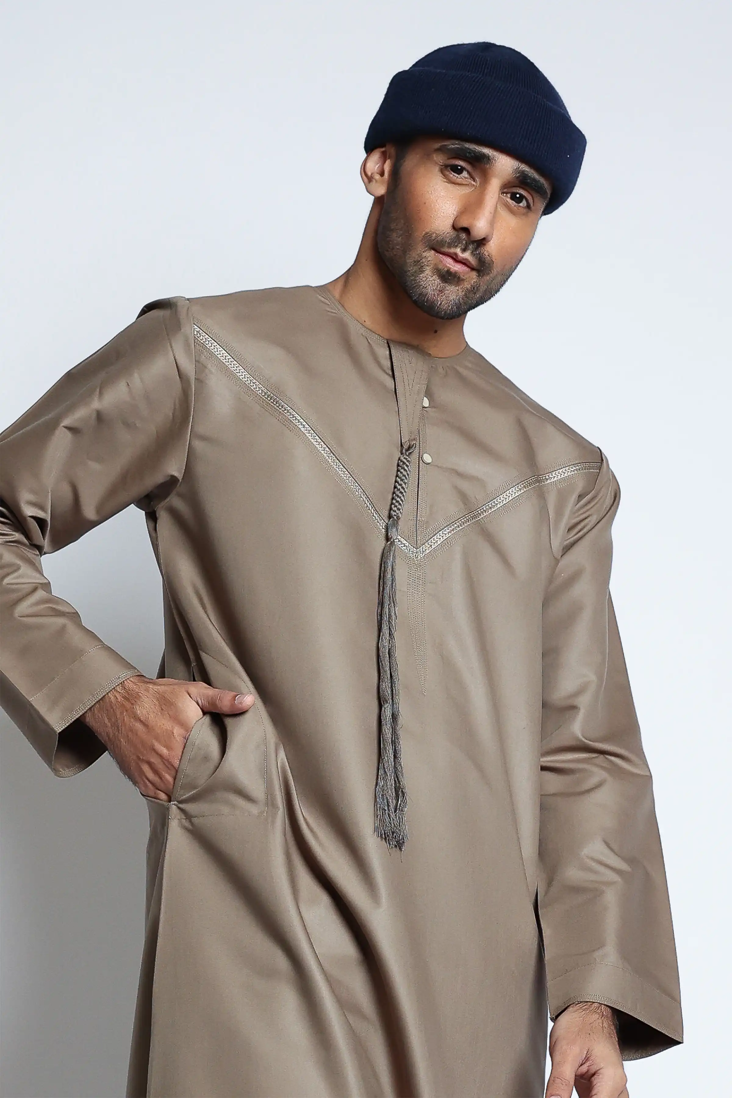 J148 Cobblestone Emirati Thobe - Image 4