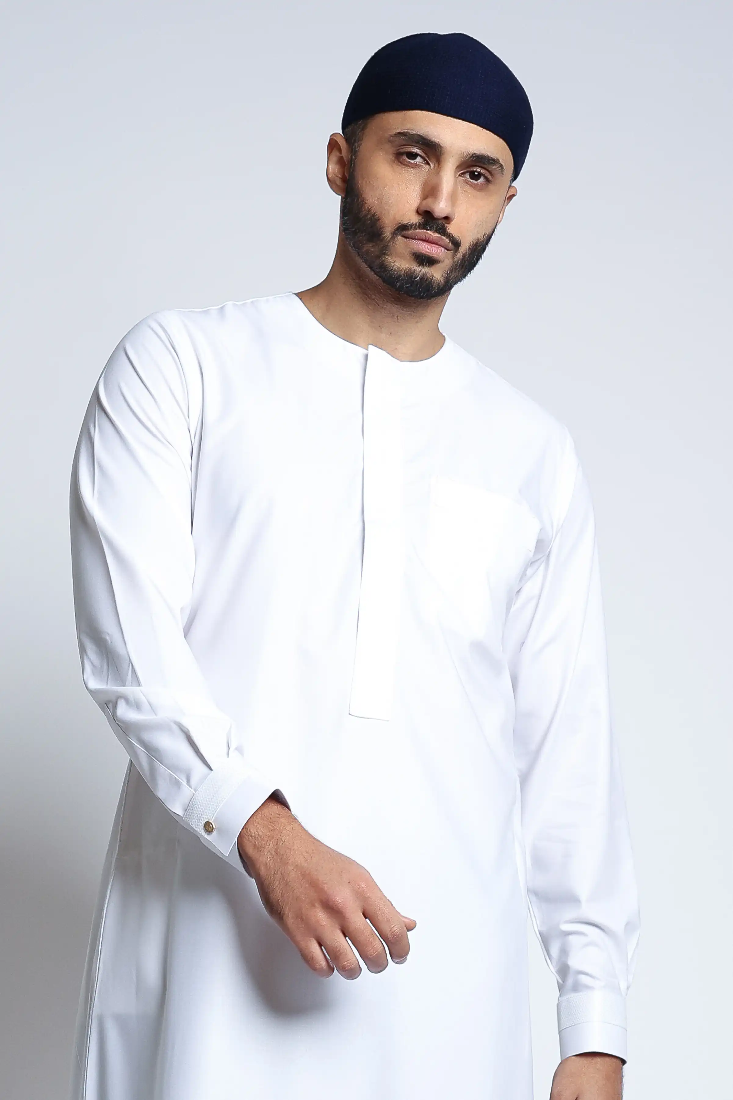 J149 Ghost White Omani - Image 4