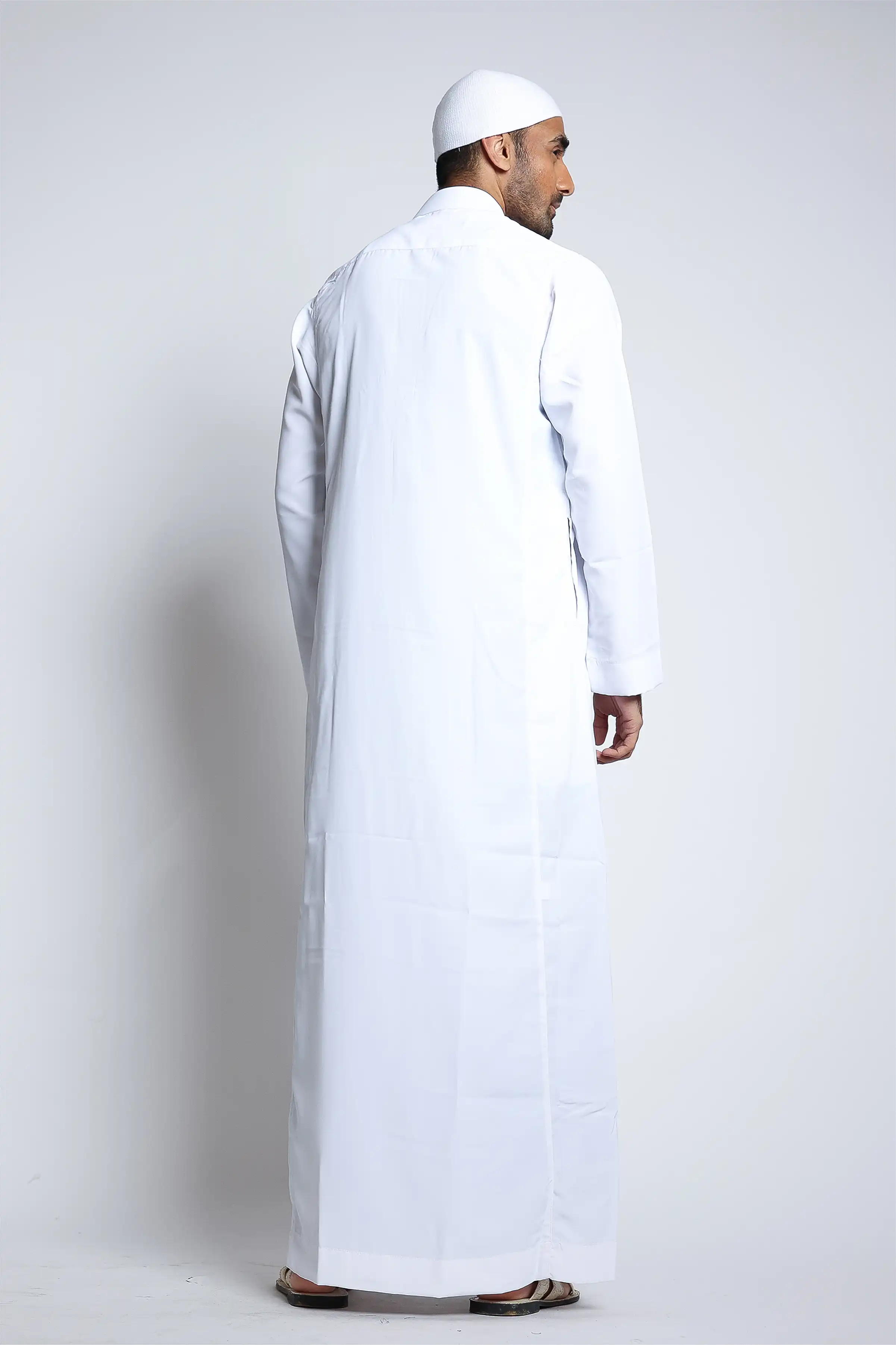 J150 White Collar Thobe - Image 4