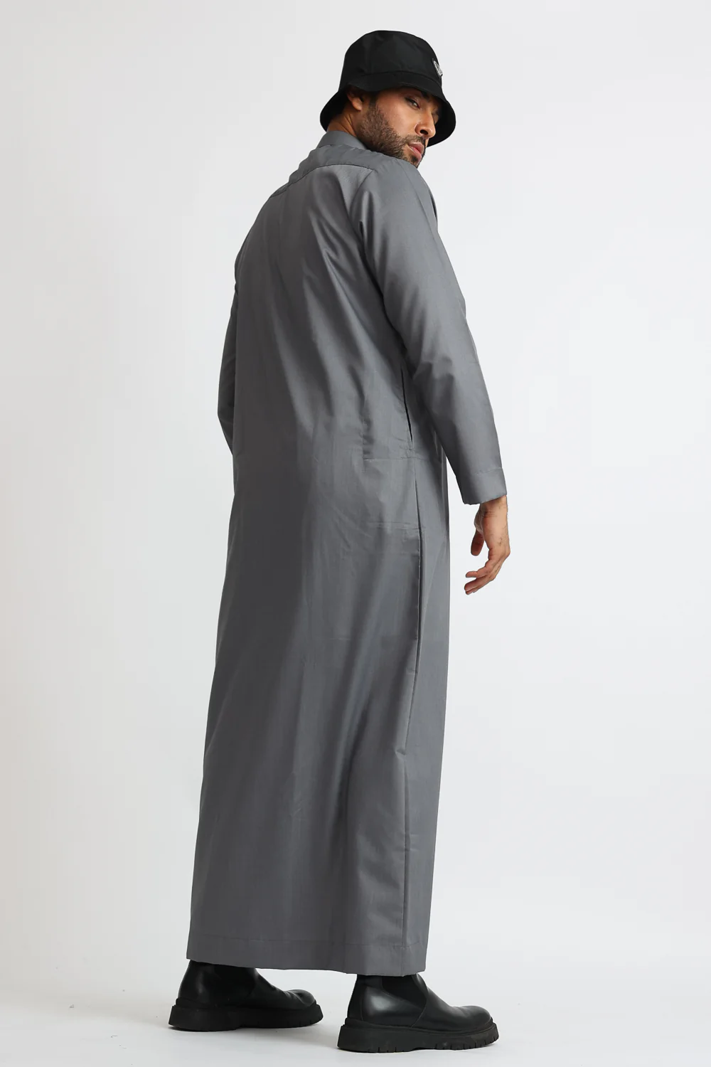 J1519 Saudi Collar Grey Thobe - Image 4