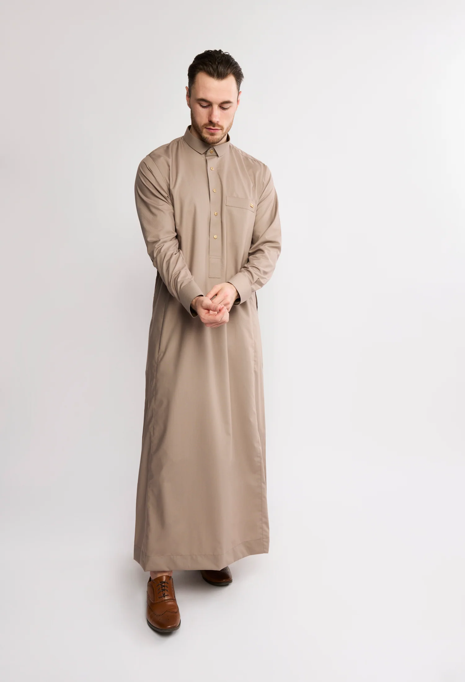 J2504 Al Noor Adult Thobe – Indian Khaki - Image 3