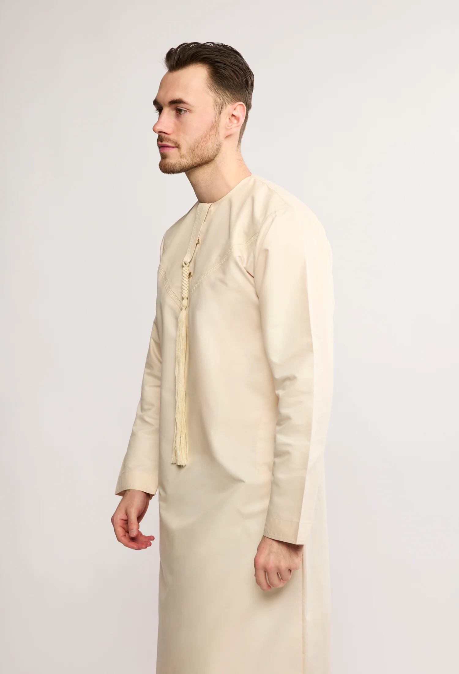 J2511 Cream Emirati Kandura - Image 4