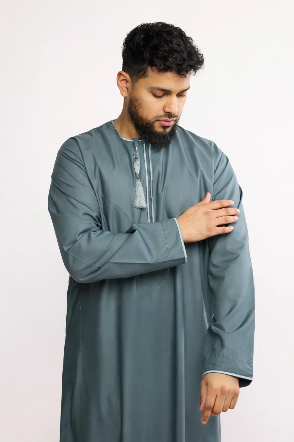 J2513 Pale Sky Habeel Thobe - Image 2