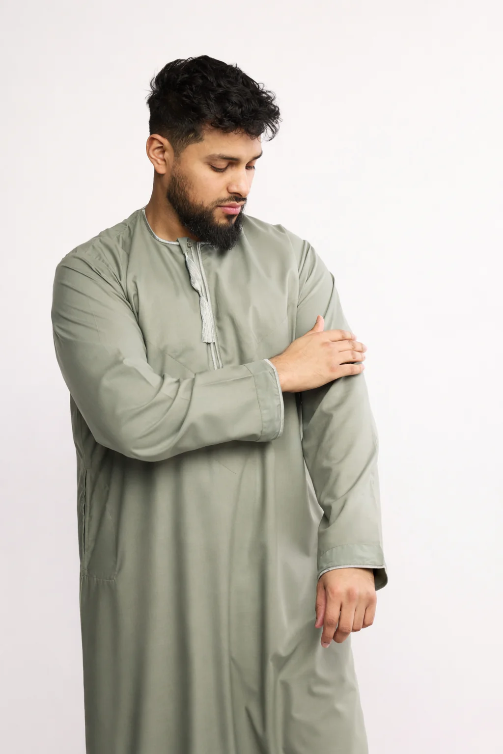 J2513 Taupe Gray Habeel Thobe - Image 2