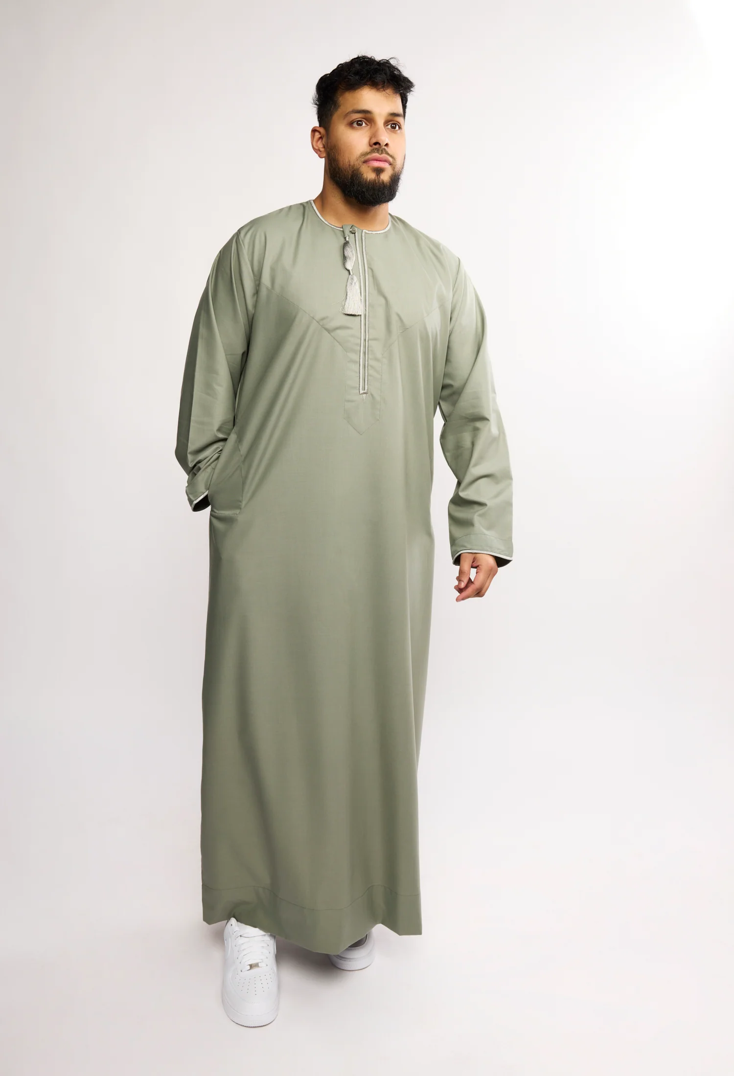 J2513 Taupe Gray Habeel Thobe - Image 3
