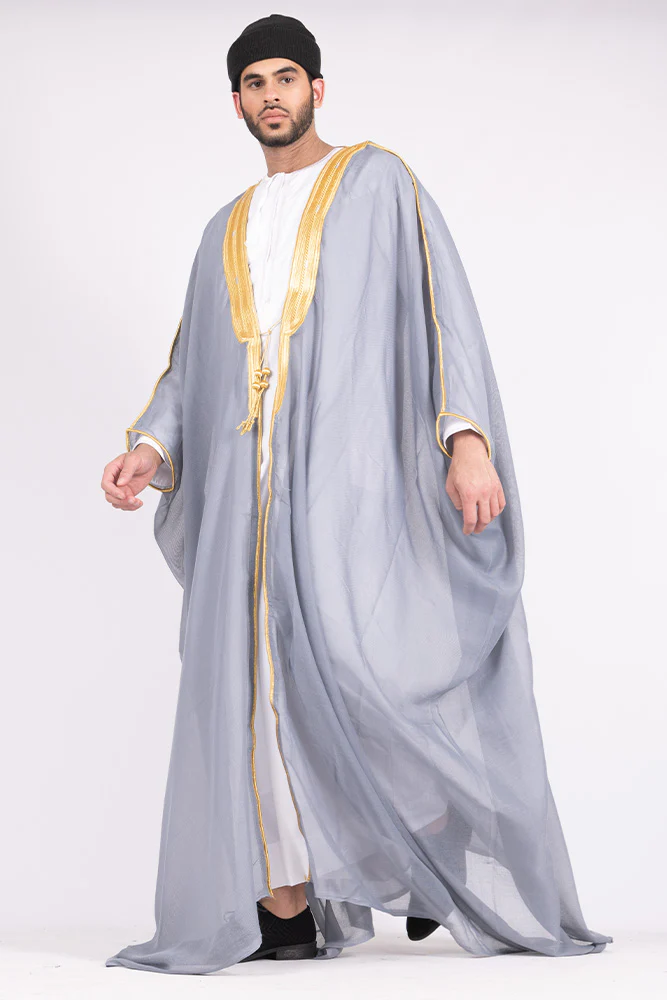 Light Grey Arab Bisht - Image 4