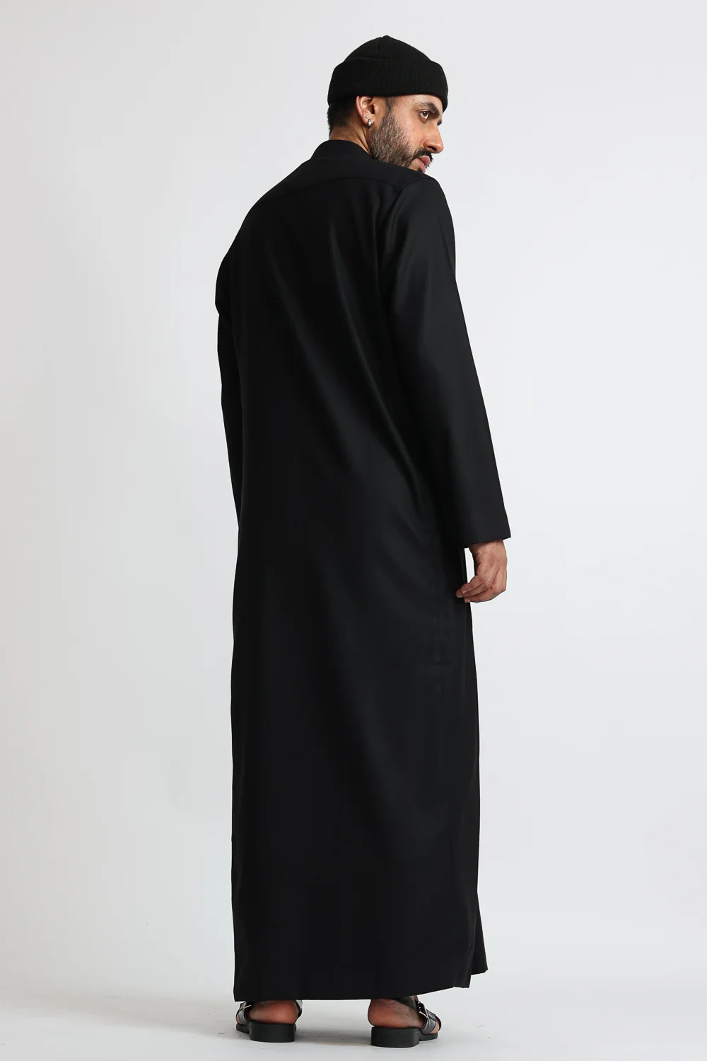 Raisin Black Winter Thobe - Image 3