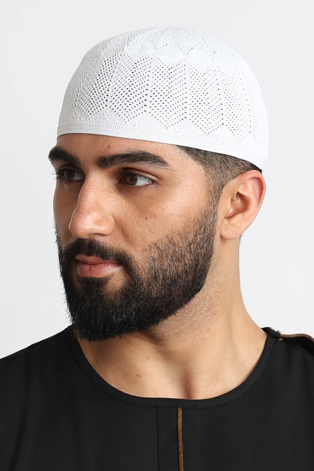Soylu White Prayer Hat - Image 2