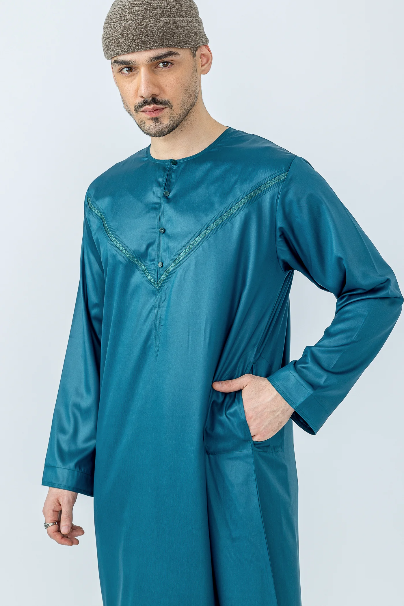 Surfie Green Omani Thobe - Image 5