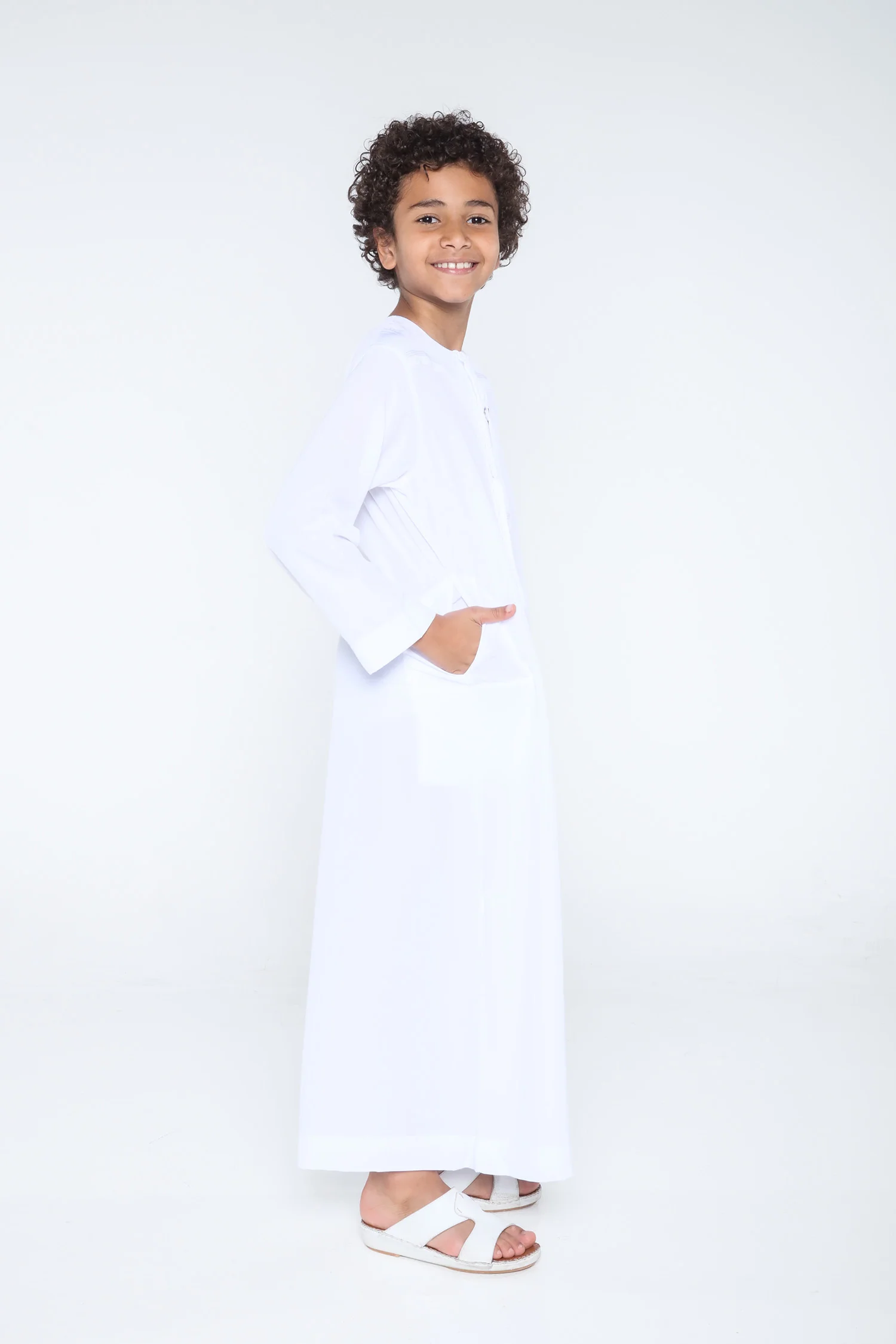 White Arab Omani Kids Jubba - Image 3
