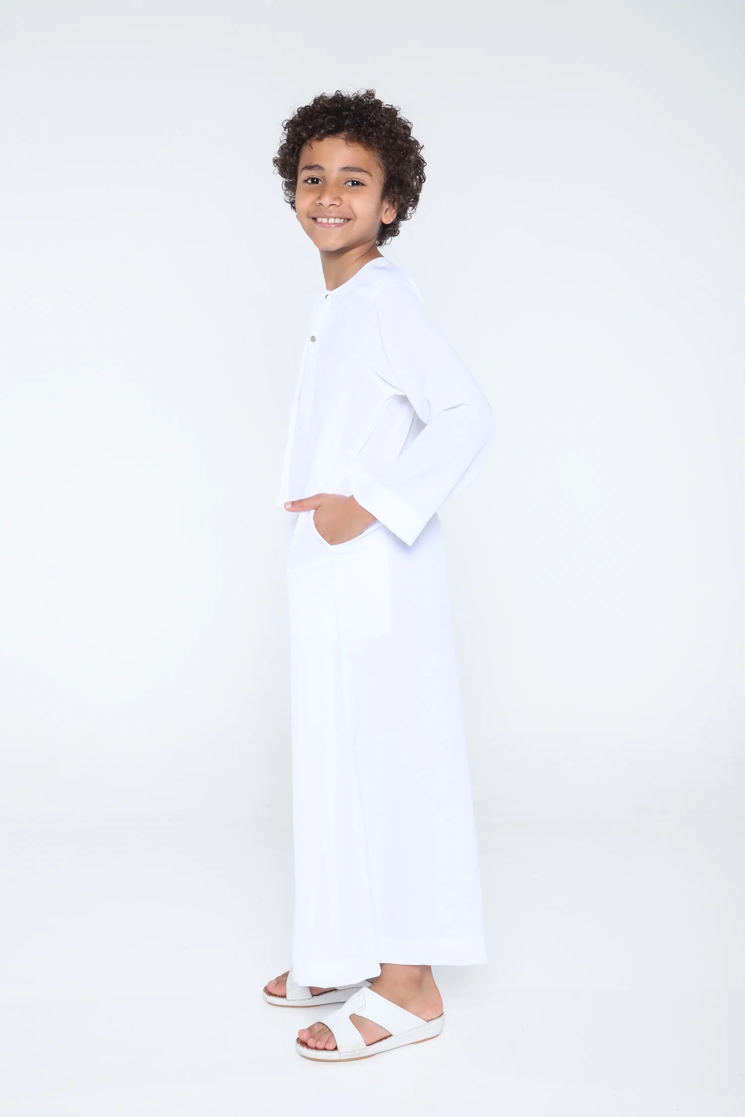 White Arab Omani Kids Jubba - Image 4