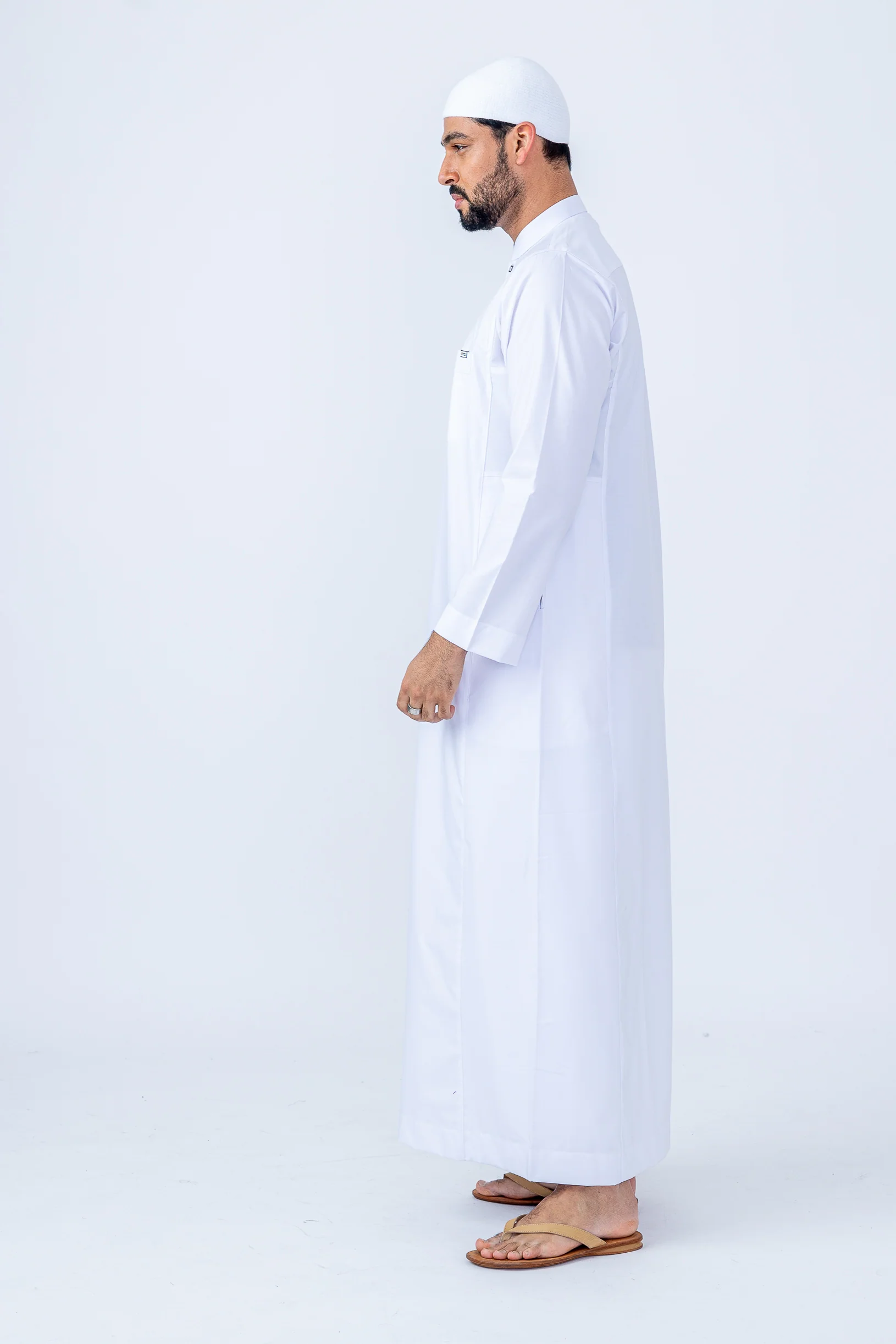 White Collar Stud Thobe - Image 3