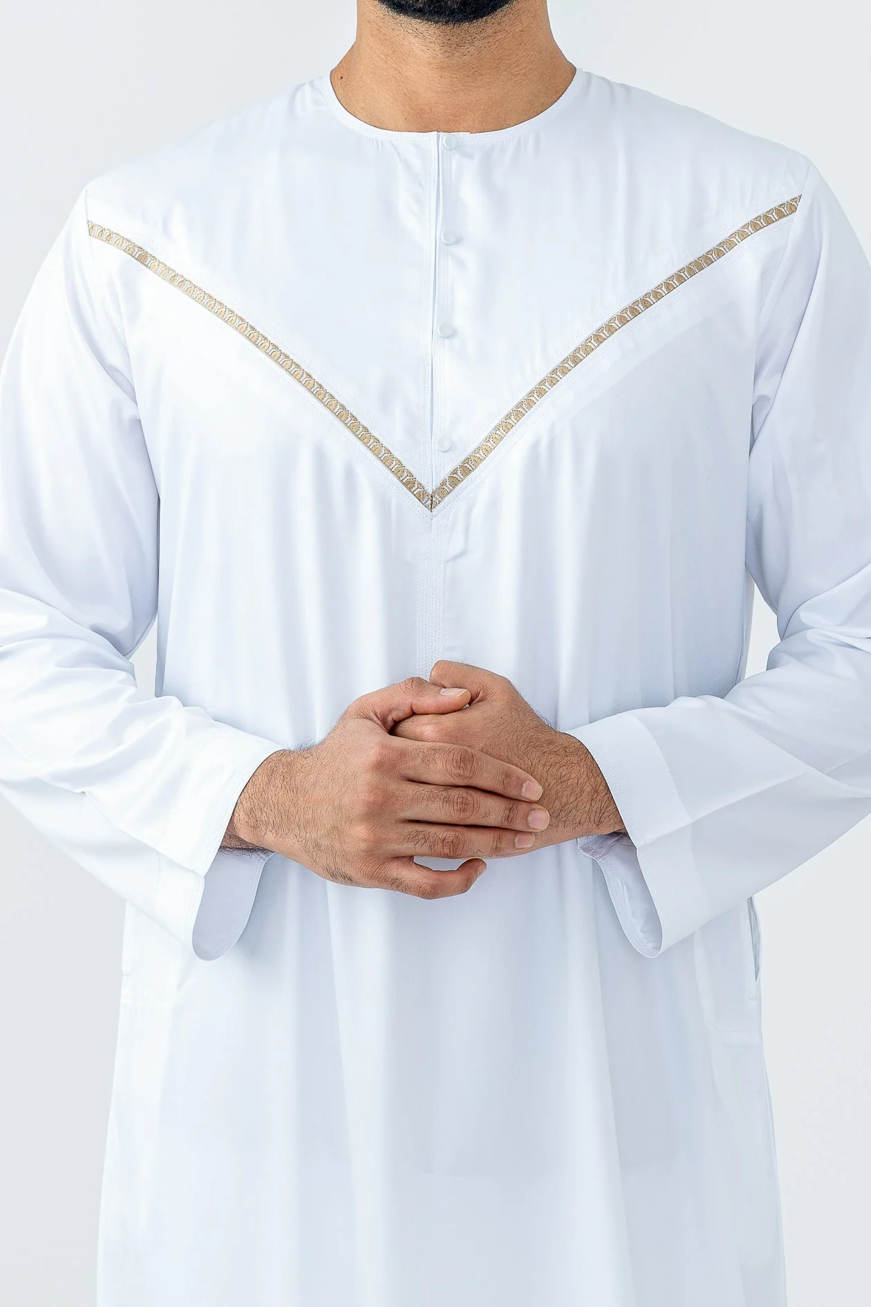 White|Gold Omani Thobe - Image 4