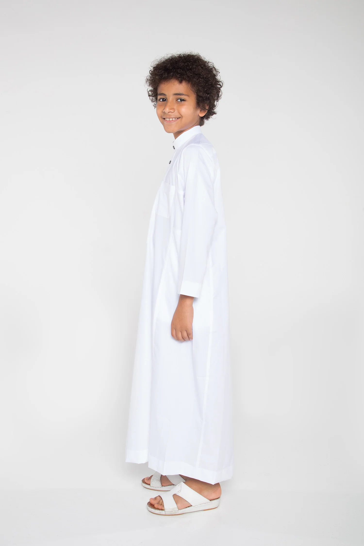 White Saudi Kids Studded - Image 3