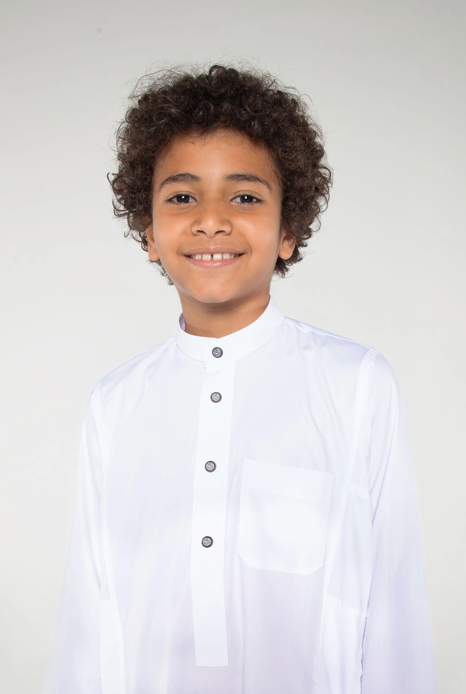 White Saudi Kids Studded - Image 5