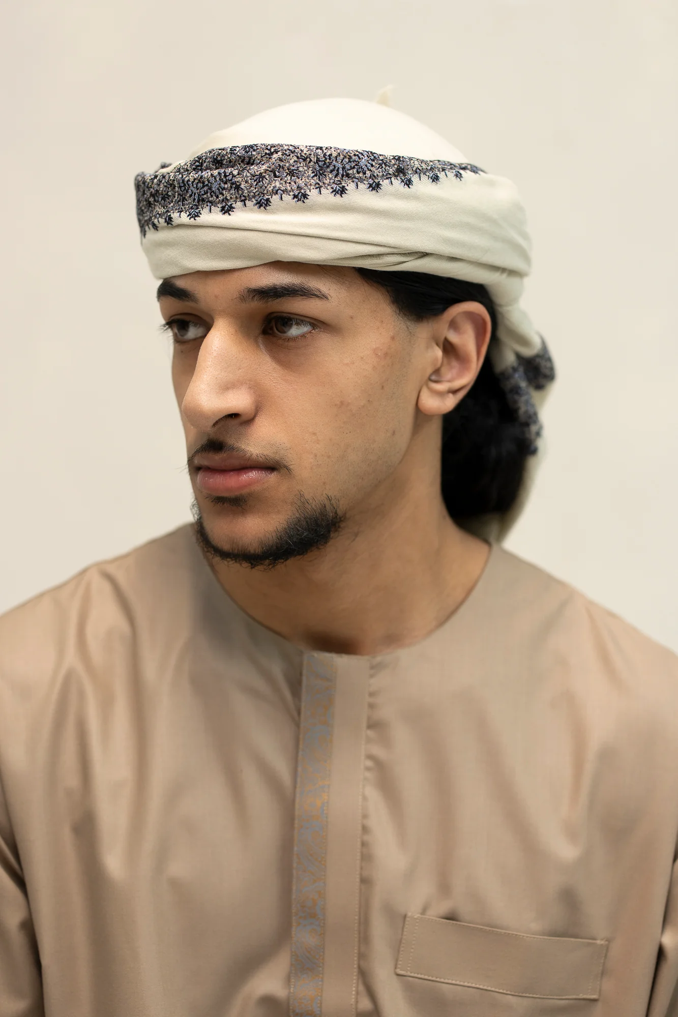 Eggshell Cream & Caramel Brown Yemeni Shemagh - Image 2
